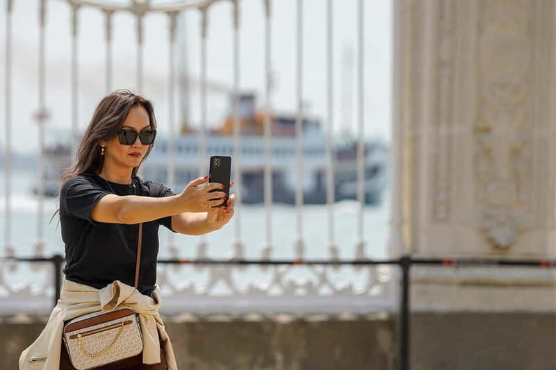 Istanbul: Dolmabahce Palace and Harem Fast-Track & Audio - Key Points