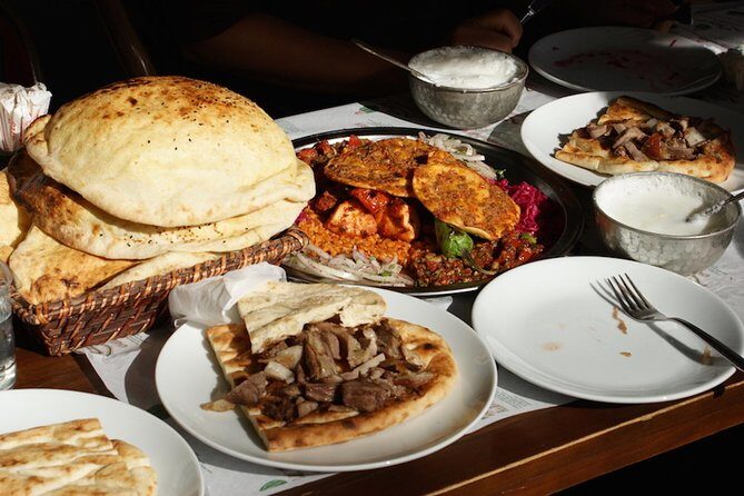 Istanbul: Evening Private Food Tour In Kadikoy - The Itinerary in Detail: What You Can Expect