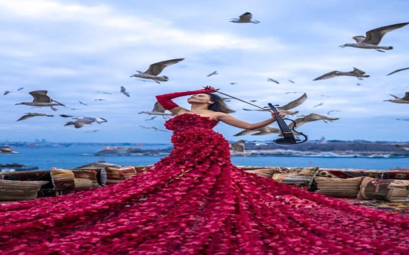 Istanbul Flying Dress Rooftop Photo Shoot - An Honest Look at the Istanbul Flying Dress Rooftop Photoshoot