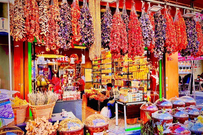 Istanbul Guided Street Food Tour Around European and Asian Sides - Who Would Love This Tour?