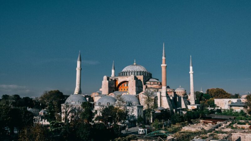 Istanbul: Hagia Sophia, Blue Mosque, Cistern & Bazaar Tour - A Heartfelt Look at What to Expect
