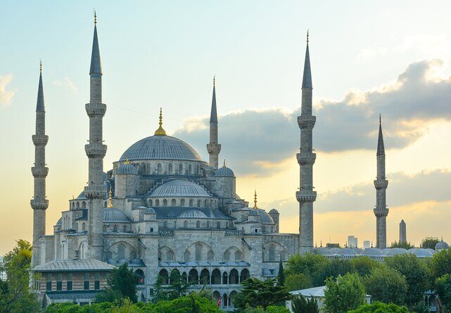 Istanbul, Hagia Sophia, Blue Mosque, Grand Bazaar Walk Tour - An Honest Look at the Experience