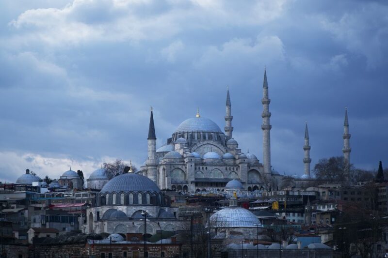 Istanbul: Hagia Sophia, Blue Mosque, Suleymaniye Mosque Tour - Who Is This Tour Best For?