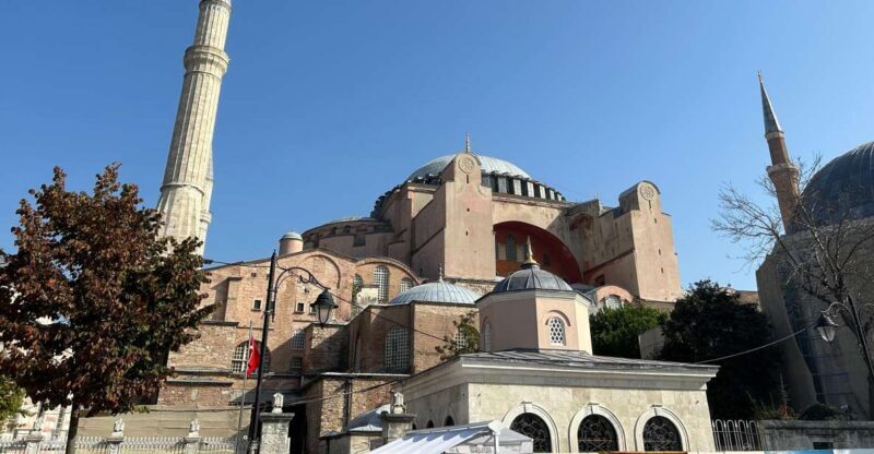 Istanbul: Hagia Sophia Tour with Optional Blue Mosque Tour - What to Expect from the Guided Tour of Hagia Sophia