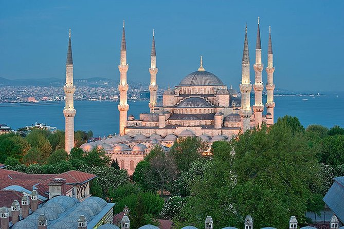Istanbul Heritage Tour - Incl. Lunch - Stop 2: Blue Mosque timing and what you can actually access