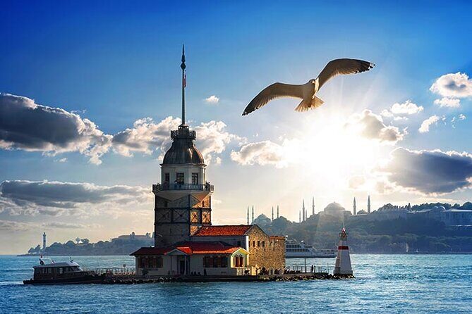 Istanbul Highlights Bosphorus Stops 1 +2 (Europe + Asia) - The Sum Up