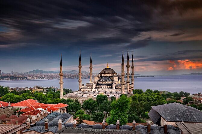 Istanbul Highlights Small Group or Private Guided Tour with Drink - Practical Details and Tips