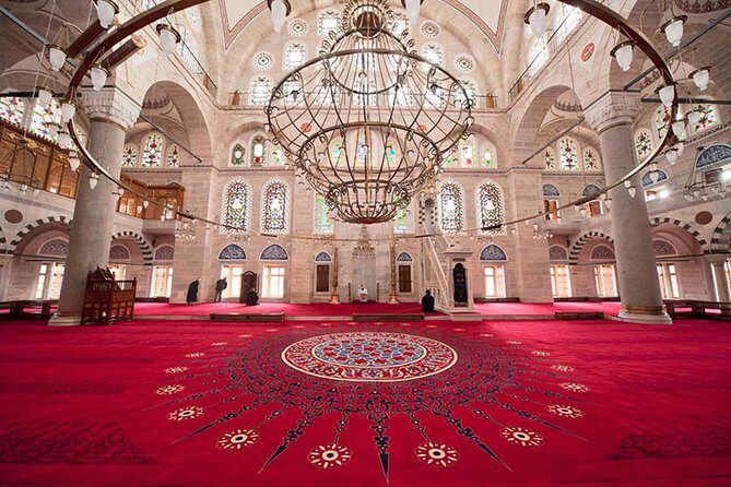 Istanbul Imperial & Bosphorus Tour - Incl. Lunch - FAQs