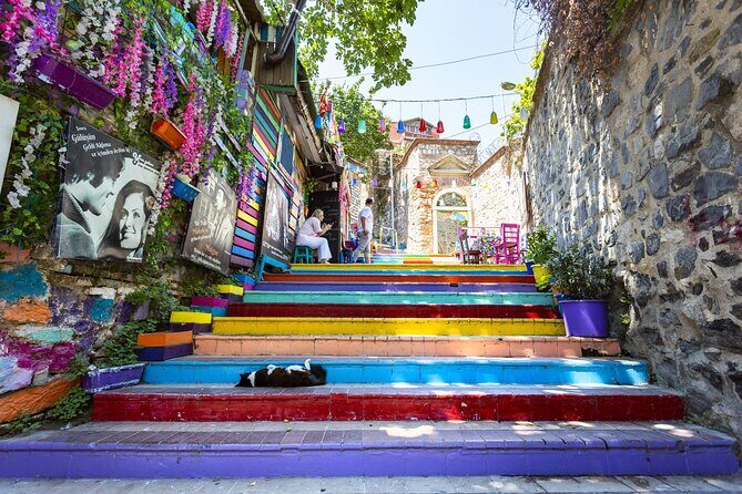 Istanbul in Colors Fener and Balat Districts Walking Tour - A Closer Look at What You’ll See