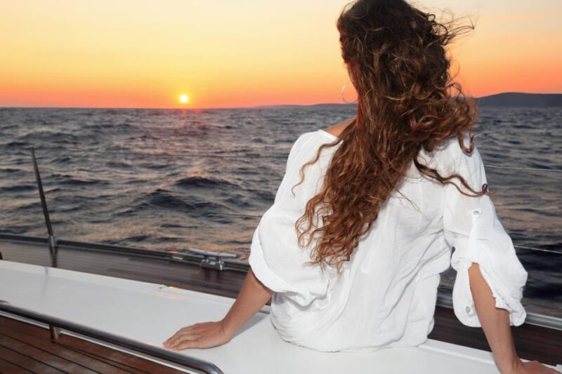 Istanbul: Morning or Sunset Cruise with Guide and Snacks - The Experience on Board