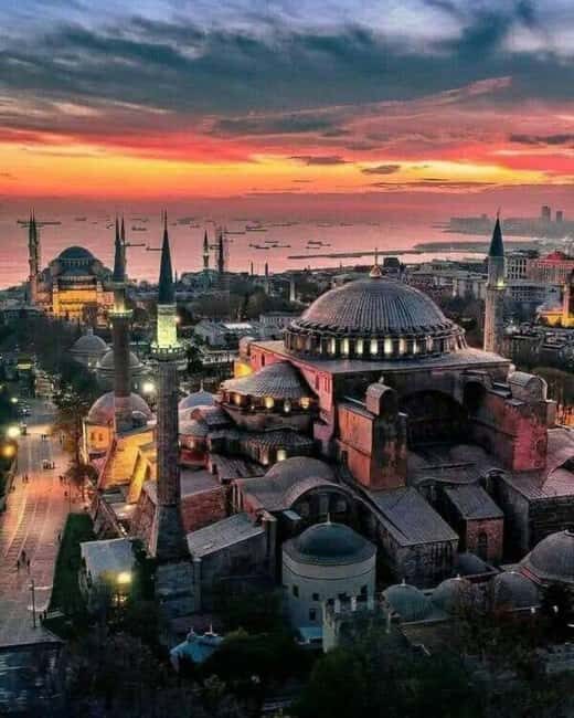 Istanbul Old City Walking Tour: Hagia Sophia & Blue Mosque - What to Expect on the Tour