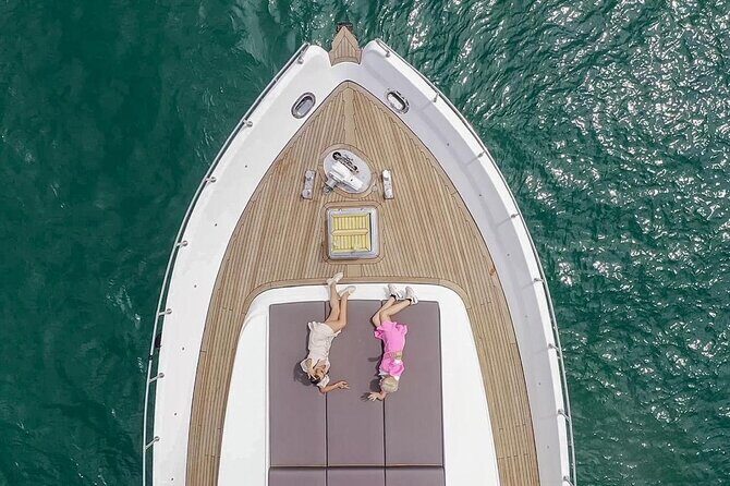 Istanbul: Private Bosphorus Tour On Luxury Yatch - The Experience in Detail