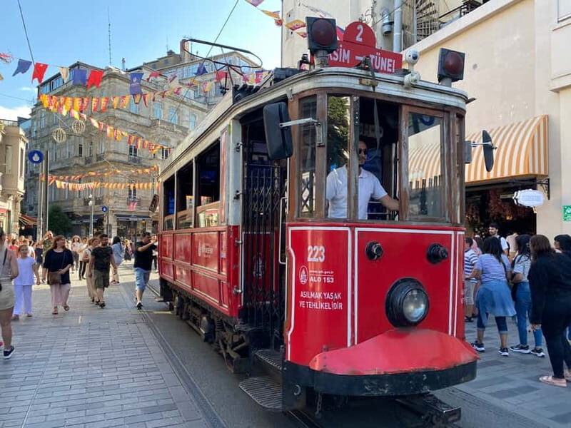 Istanbul: Private Food and City Tour with a Local Host - A Detailed Look at the Tour