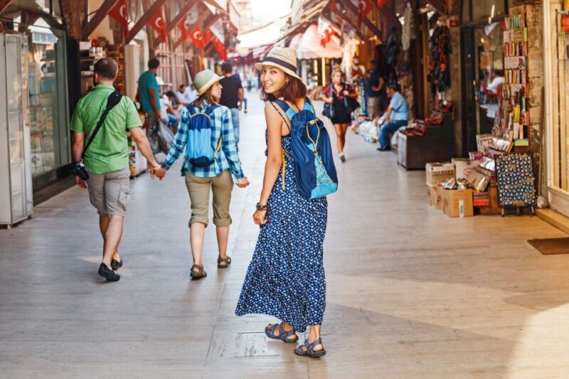 Istanbul: Professional photoshoot at Grand Bazaar - The Itinerary Breakdown