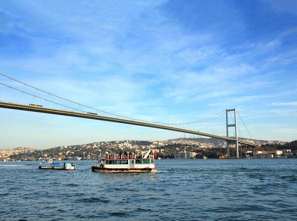 Istanbul Sunset Cruise on the Bosphorus - Timing: why sunset is the best “lesson” on the Bosphorus