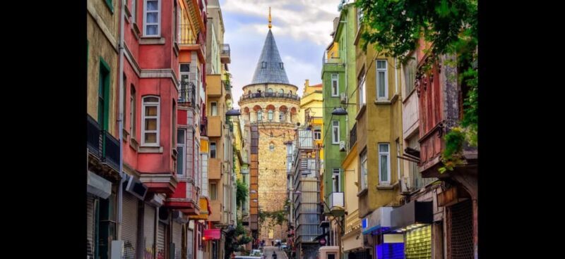 Istanbul: Taksim Square Tour with Tarot Reading - Who Is This Tour Best For?