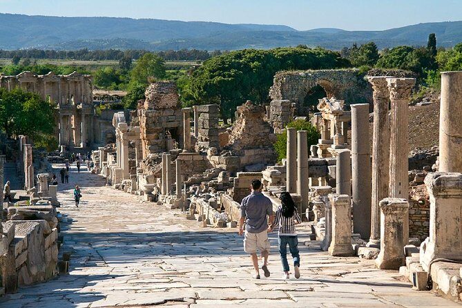 Istanbul to Ephesus Full Day Private Tour with Domestic Flights - Key Points