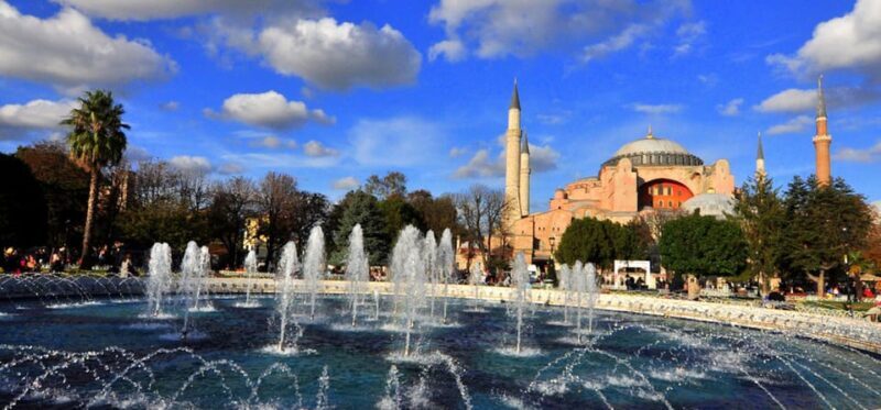 Istanbul: Topkapi, Hagia Sophia and Basilica Cistern Tour - Who Is This Tour Best For?