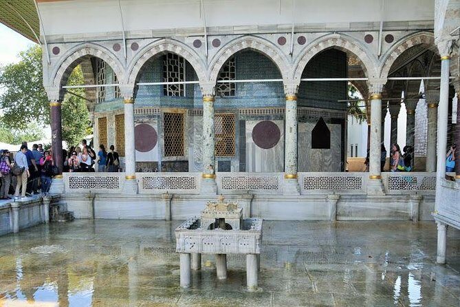 Istanbul Topkapi Palace and Harem Small-Group Guided Tour - What to Expect from the Tour