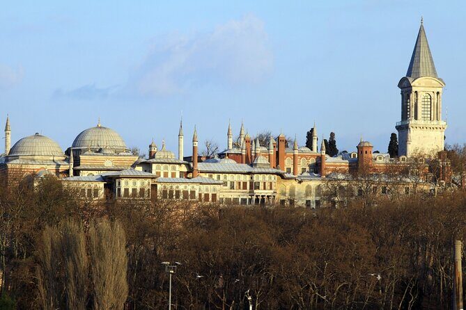 Istanbul: Topkapi Palace Guided Tour and Skip The Line - The Experience and What You Might Expect