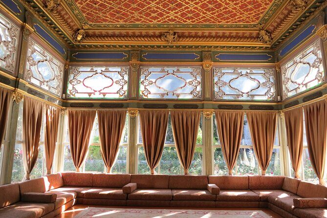 Istanbul: Topkapi Palace Guided Tour and Skip The Line - Frequently Asked Questions