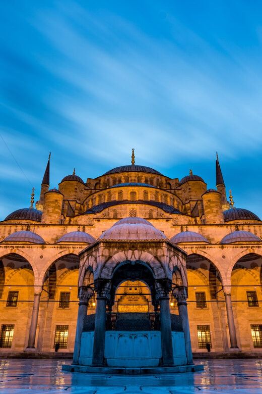 Istanbul: Tour of Hagia Sophia and Blue Mosque By Night - Who Is This Tour Best For?