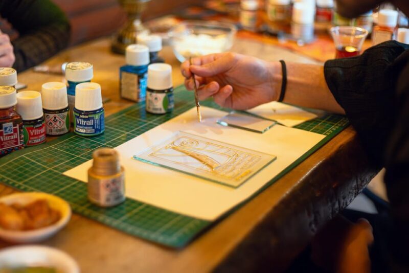 Istanbul: Traditional Stained Glass Painting Workshop - Key Points