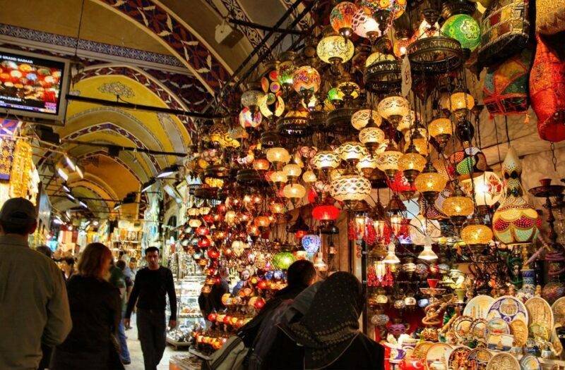 Istanbul: Traditional Street Food Tour - Key Points