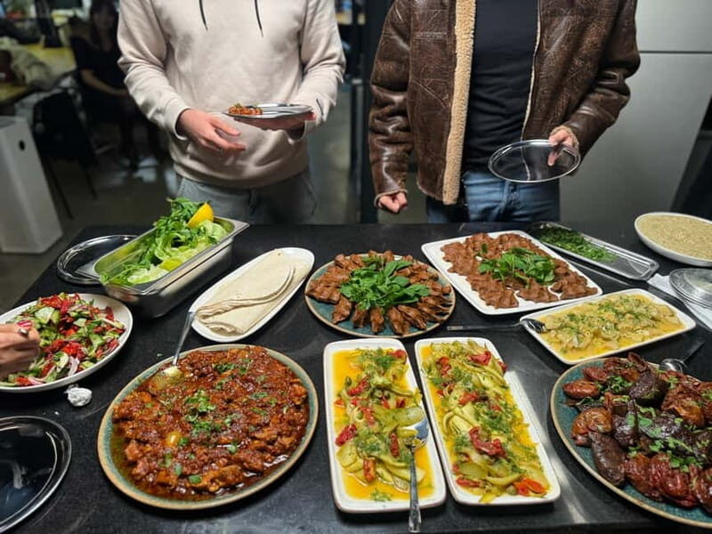 Istanbul: Turkish Cooking Class with a Professional Chef - Key Points