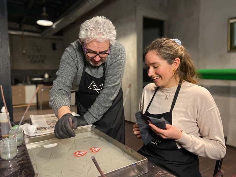 Istanbul: Water Marbling Workshop with Snacks & Drinks - Key Points: