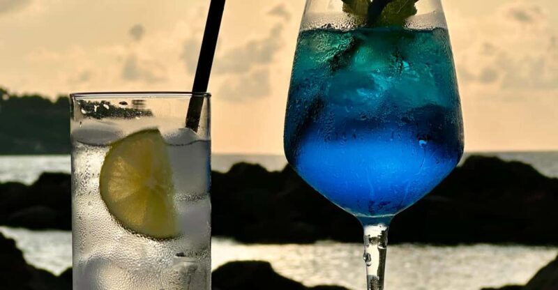 Italian aperitif at the sunset by the sea - What’s Included in the Experience?