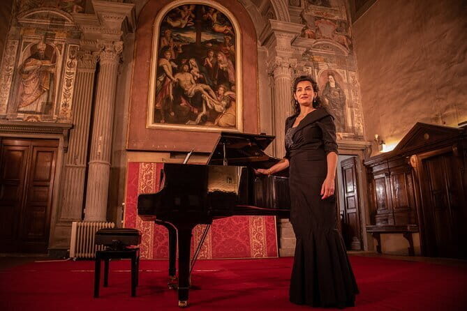 Italian Opera in Santa Monaca Church with Dinner - Key Points