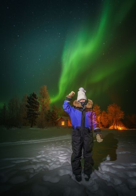 Ivalo: Lake Inari Northern Lights Tour w/ Reindeer & Dinner - Key Points