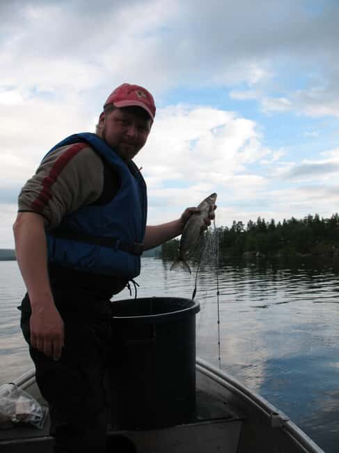 Ivalo: Summer Day/Evening on a Lake in the Wild - Key Points