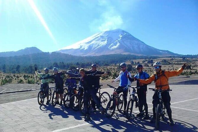 Iztaccihuatl Volcano Hike with an Alpinist - An In-Depth Look at the Iztaccihuatl Volcano Hike