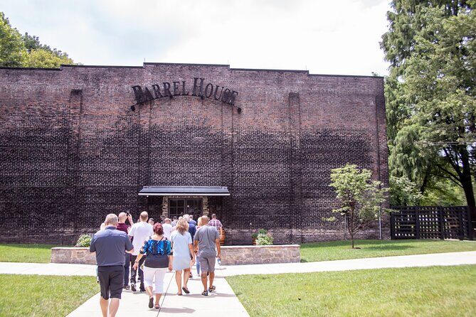 Jack Daniel's Legacy: Private Distillery Tour from Nashville - Discovering the Essence of Tennessee Whiskey