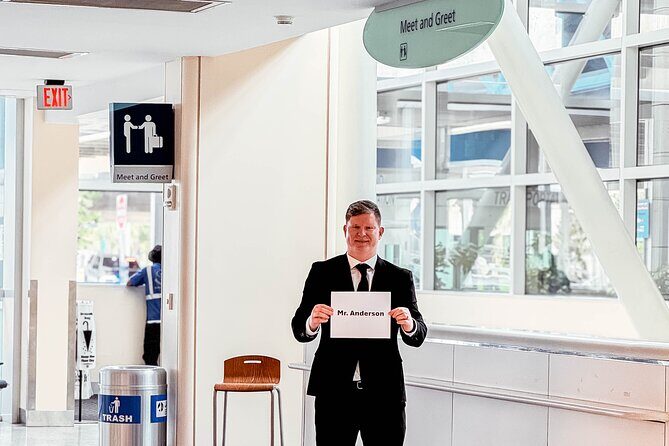 Jacksonville Airport Private Lux Car Transfer to Downtown Hotels - Who Will Love This Service?