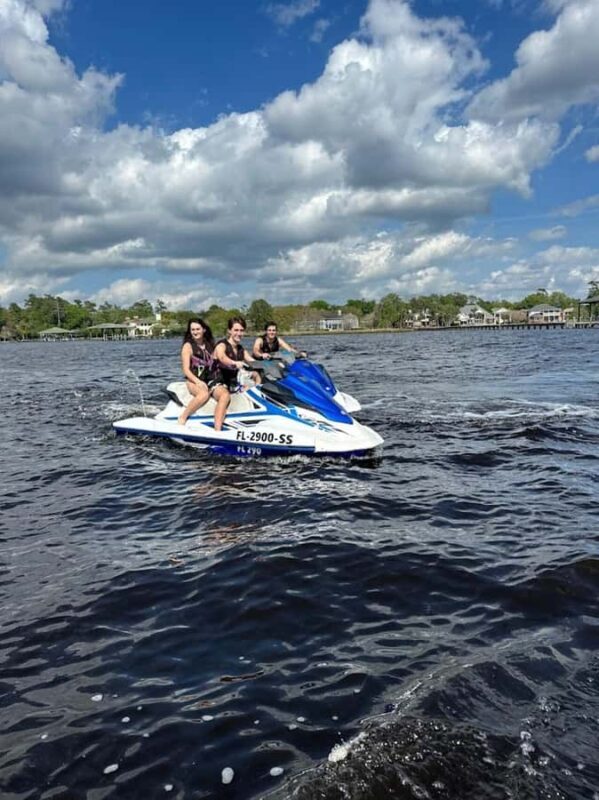 Jacksonville FL: Jet Ski Rental on the Ortega River - What You Can Expect from the Jet Ski Rental Experience