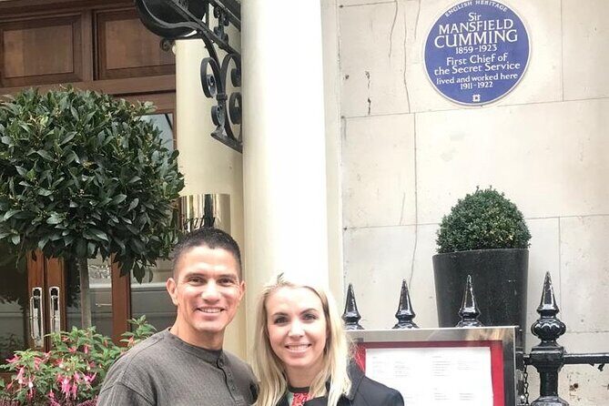 James Bond ,The Kingsman, plus Spies and Villains Black Taxi Tour - FAQ