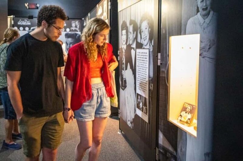 Jamestown: Lucille Ball Desi Arnaz Museum Entry Ticket - Exploring the Lucille Ball Desi Arnaz Museum in Jamestown: A Genuine Look