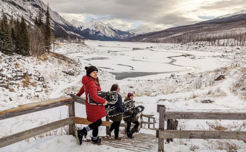 Jasper: Secrets of Jasper Snowshoe Tour - Key Points