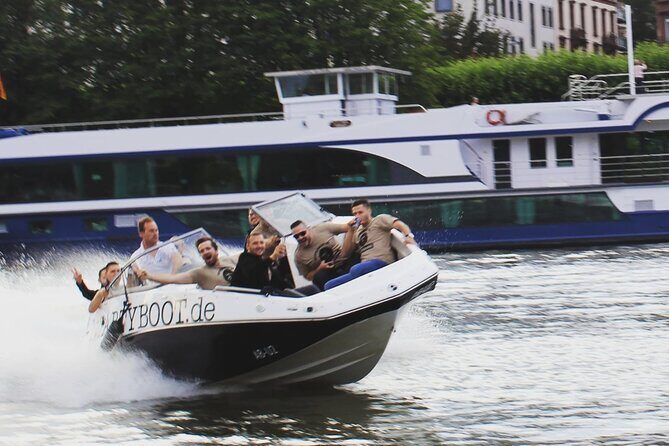 Jet Boat Tour - An In-Depth Look at the Frankfurt Jet Boat Tour