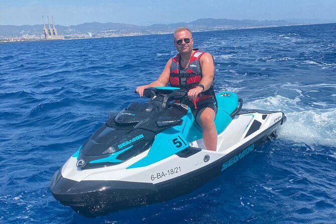 Jet Ski Experience without license in Barcelona - The Sum Up