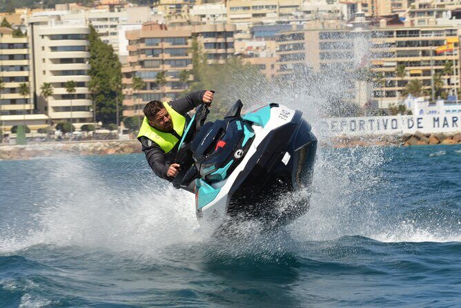 JET SKI TOUR experience in Marbella 30 MINUTES - FAQs