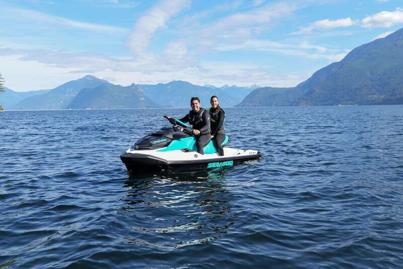 Jetski to Bowen Island, incl beer, wine, coffee or icecream - Who Should Book This Tour?