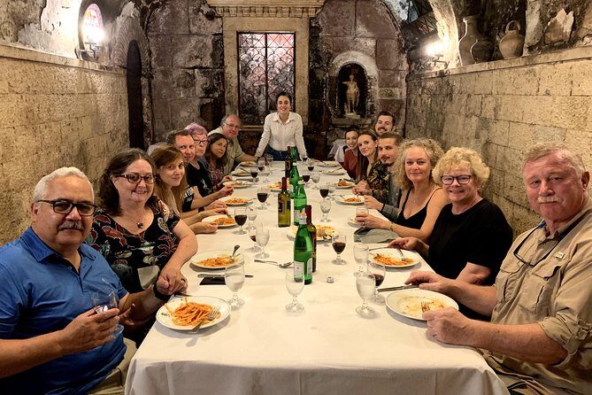 Jewish Ghetto and Navona Food Wine and Sightseeing Tour of Rome - Exploring the Details of the Jewish Ghetto and Navona Food Tour