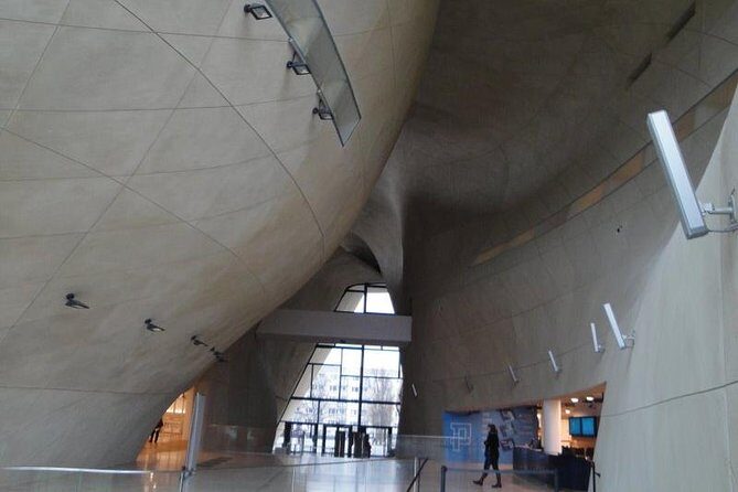 Jewish heritage in Warsaw - A Closer Look at the Jewish Heritage Tour in Warsaw