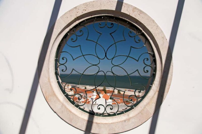 Jewish Lisbon Private Tour with Local Guide and Pickup - Transportation, Group Size, and Overall Value