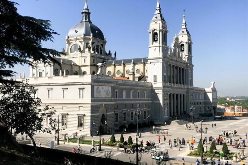 Jewish Madrid and Spanish Inquisition History Private Tour - Detailed Review of the Jewish Madrid and Spanish Inquisition Private Tour