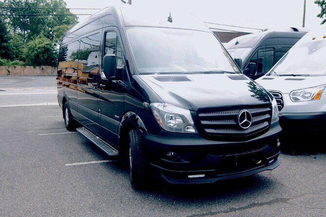 JFK AIRPORT LIMO | JFK To Manhattan Transfer With a Stretch Limo - The Experience from Travelers’ Perspectives